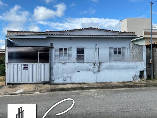 #1436 - Casa para Venda em Santo Antônio do Monte - MG - 1